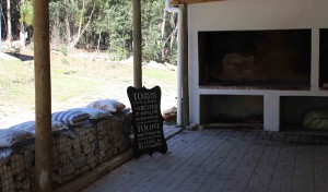 Outside braai area with casual seating